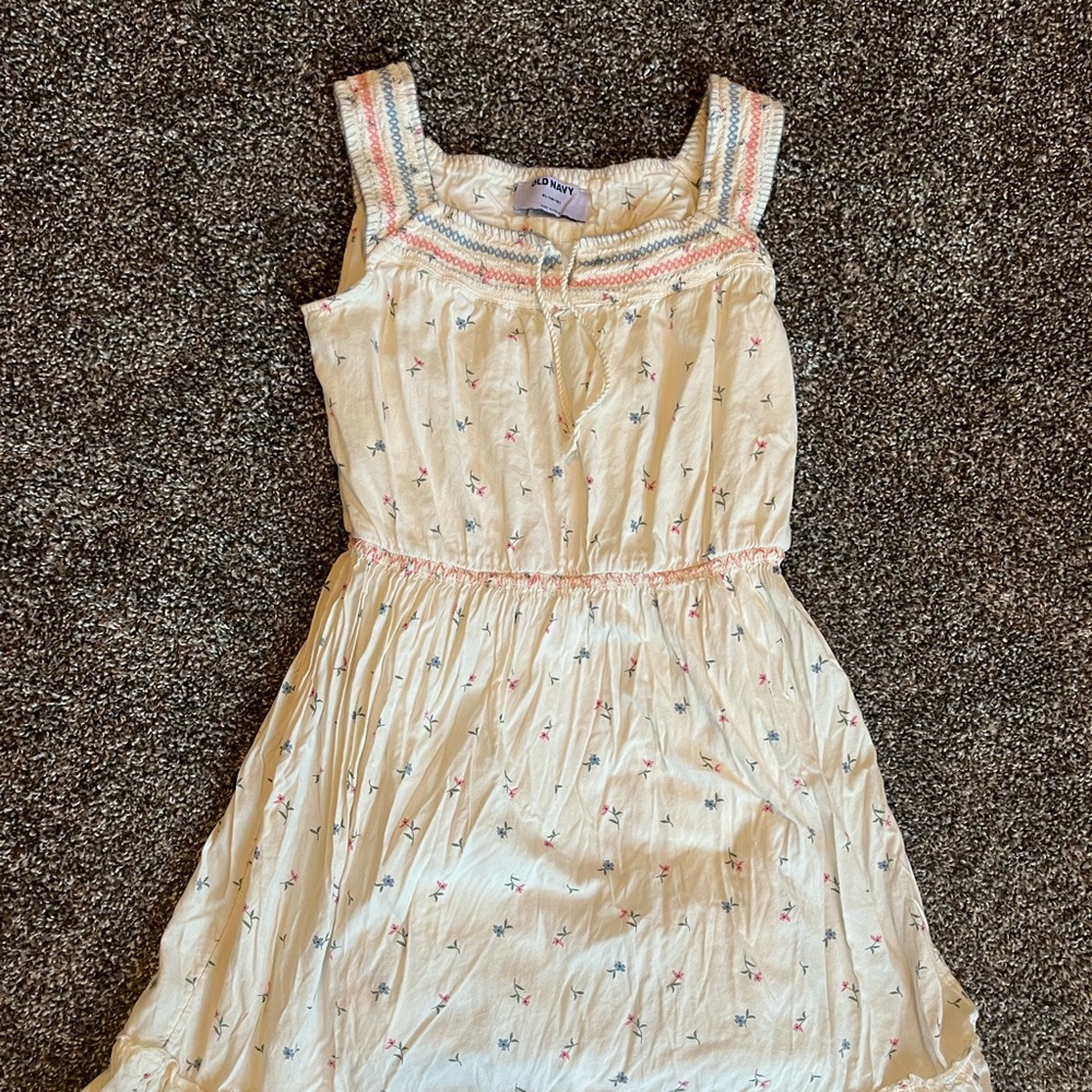 Old Navy Floral Peasant Dress